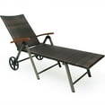 thumbnail image 4 of Gymax Chaise Longue Pliante en Rotin pour Patio avec Coussin en Aluminium Réglable avec Roue Rouge, 4 of 10