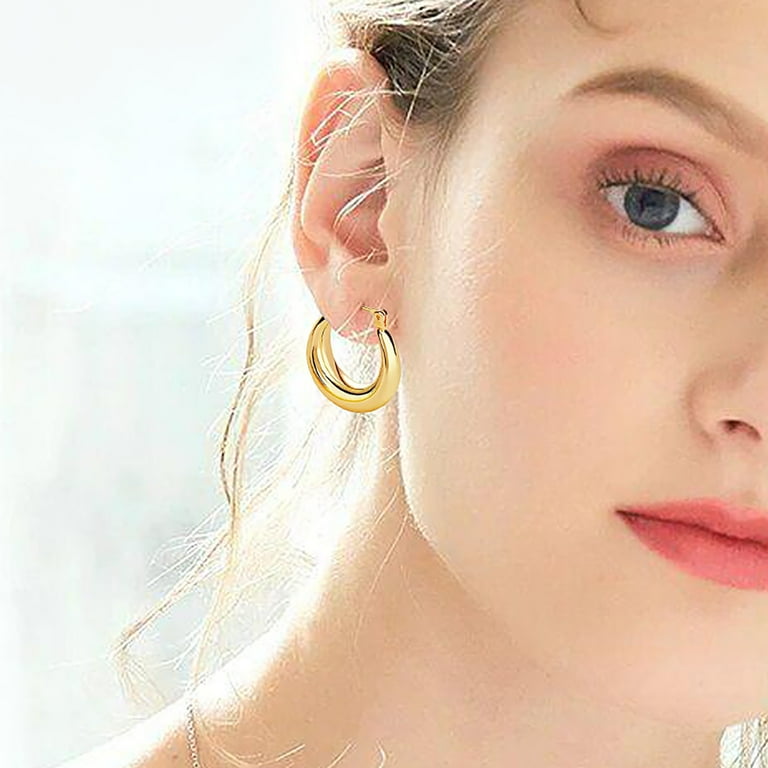 Cute hotsell fashion earrings