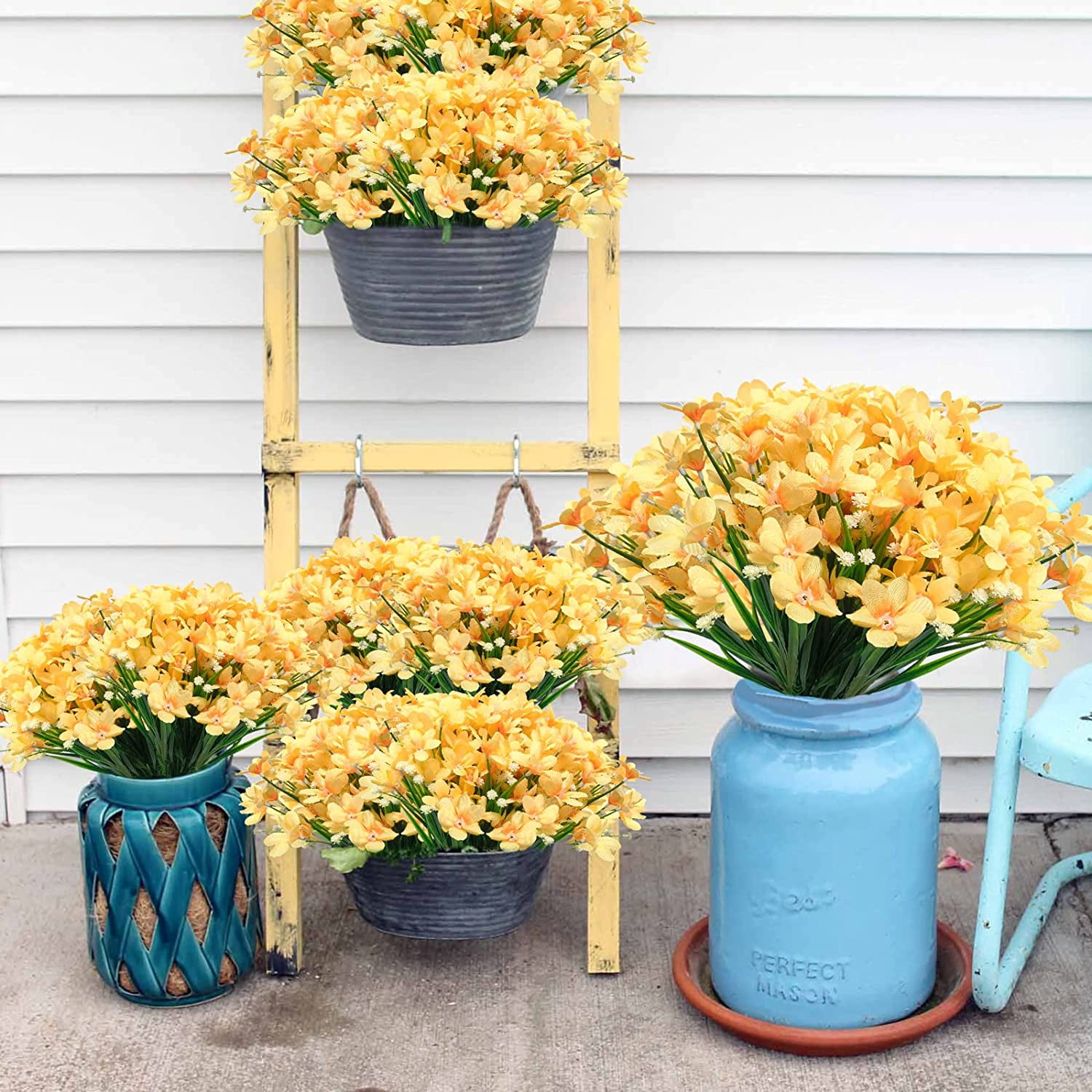 MAMOWEAR 4/8PCS Artificial Daffodils Flowers Outdoor UV Resistant Fake Silk Flowers Faux Plastic Greenery Shrubs Garden Porch Window Box Decoration