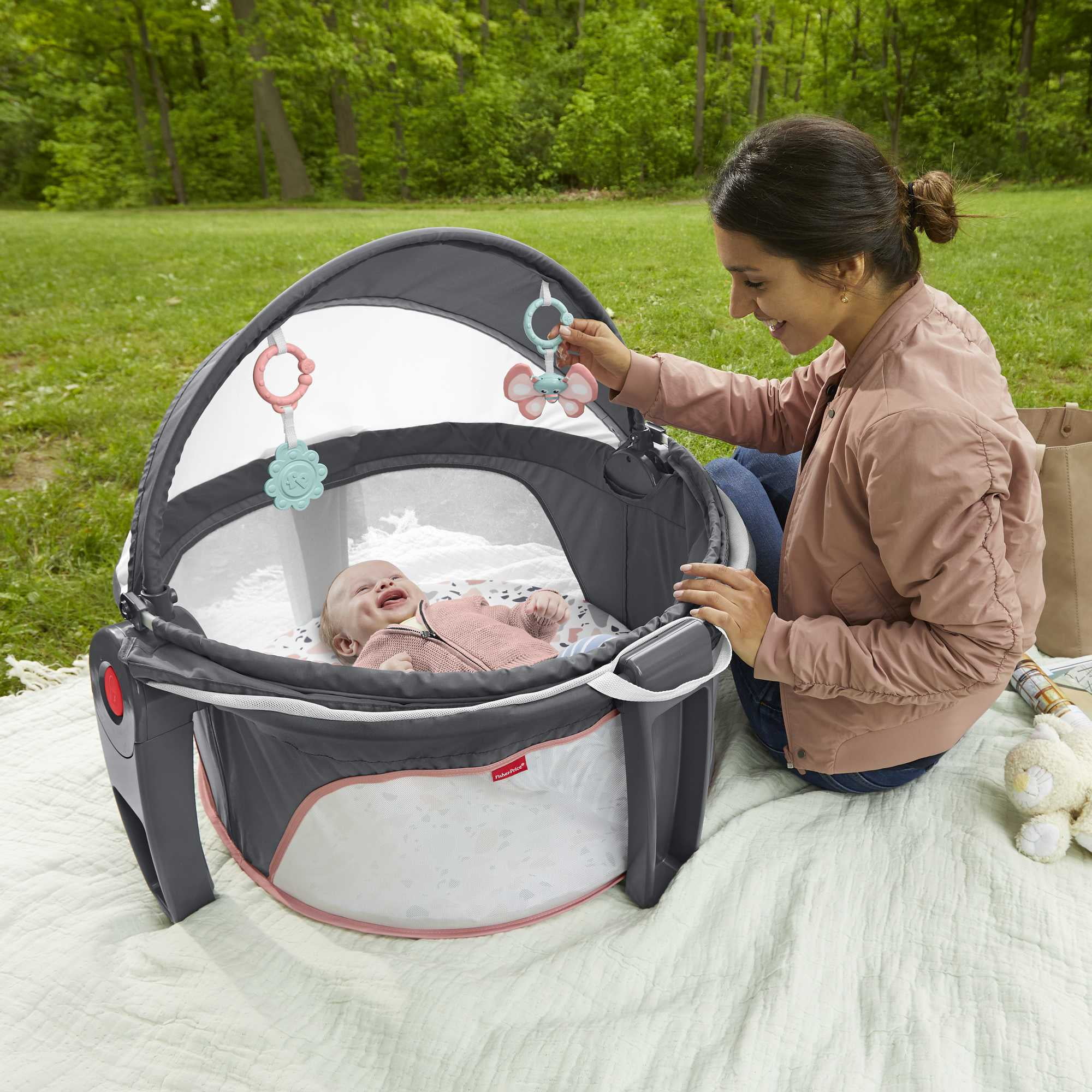 Fisher-Price On-the-Go Infant Dome Portable Bassinet and Play Space, Unisex, Pink Pacific Pebble