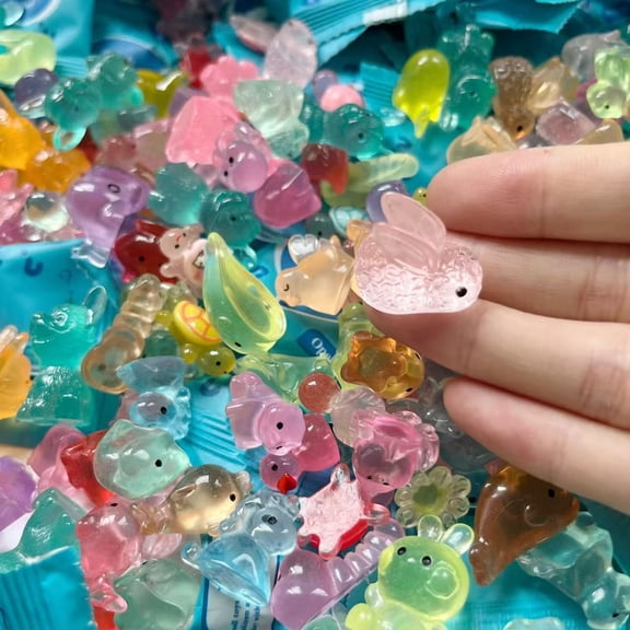 BESTSKY 100Pcs Luminous Mini Resin Animals,Resin Animals Mystery Bags,Mini Duck Blind Bags Toys,Glow in the Dark Tiny Animal Figurines for Fairy Garden,Aquarium,Party Favors&Home Decor Crafts