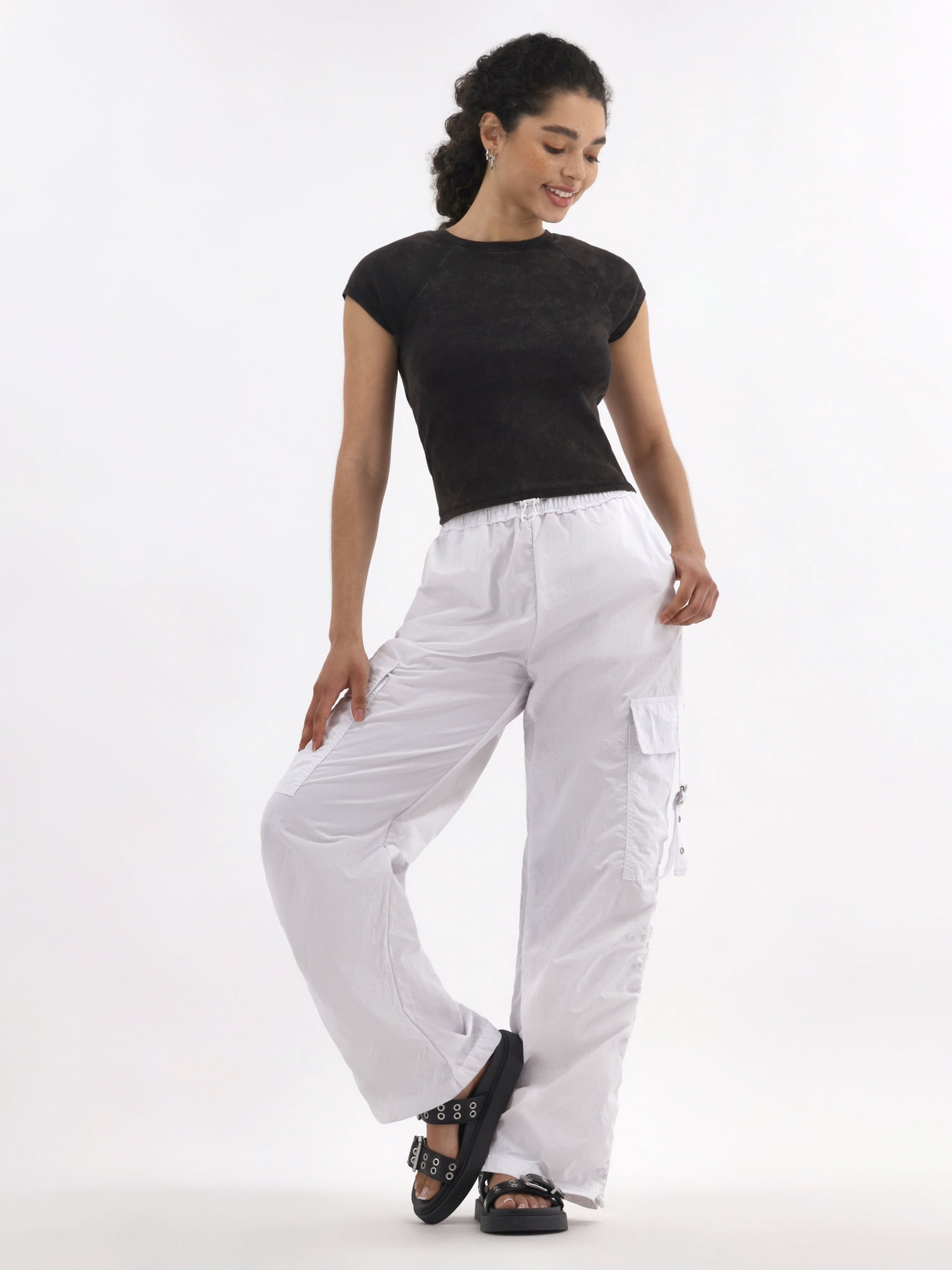 No Boundaries Ruched Cargo Parachute Pants, Women's
