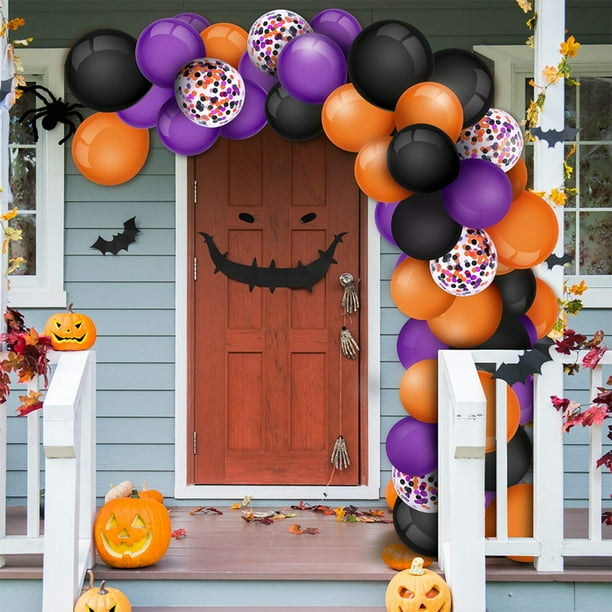 Halloween 2024 balloon arch