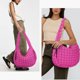 thumbnail image 2 of Bolsa acolchada Juoxeepy, grande, acolchada, de nailon con hombros, 2 of 6