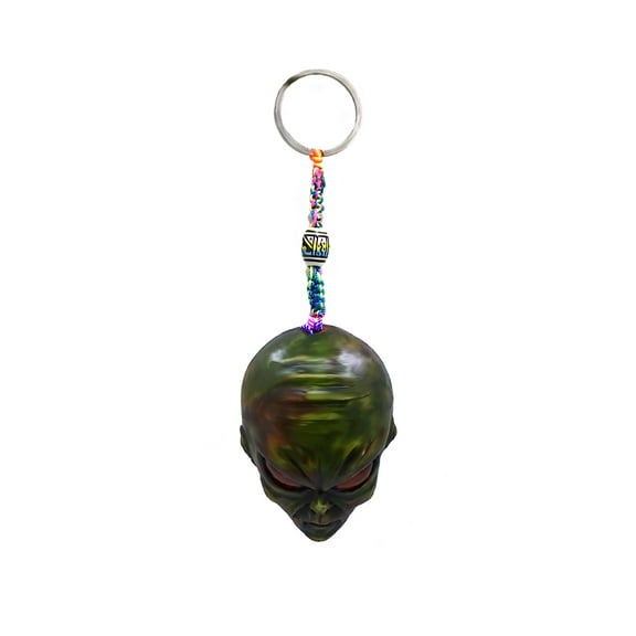 Green Alien Head UFO 3D Figurine Keychain Multicolored Macramé Metal Ring - Handmade Gifts Boho Car Keys Bag Accessories