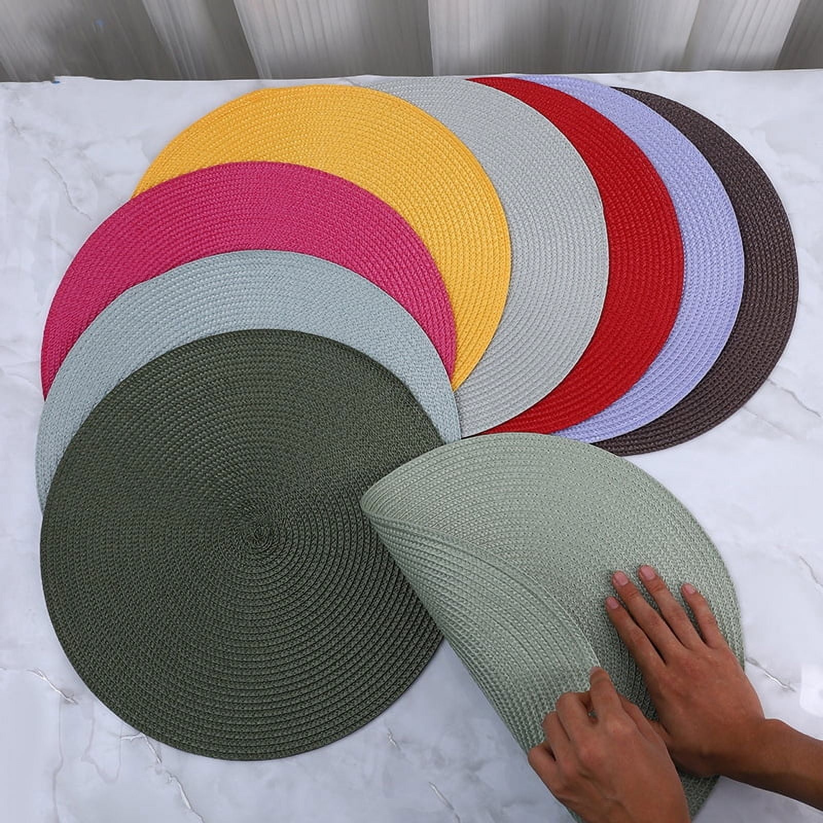 Knubmt Set of 6 Round Placemats Woven Washable Table Mats Heat Resistant Non Slip Circle Place Mats for Dining Table