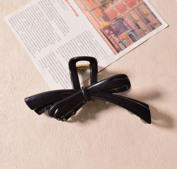 Colorful Shark Clips - Set of 5, Strong Grip for Thick Hair, Elegant Design for Everyday Use