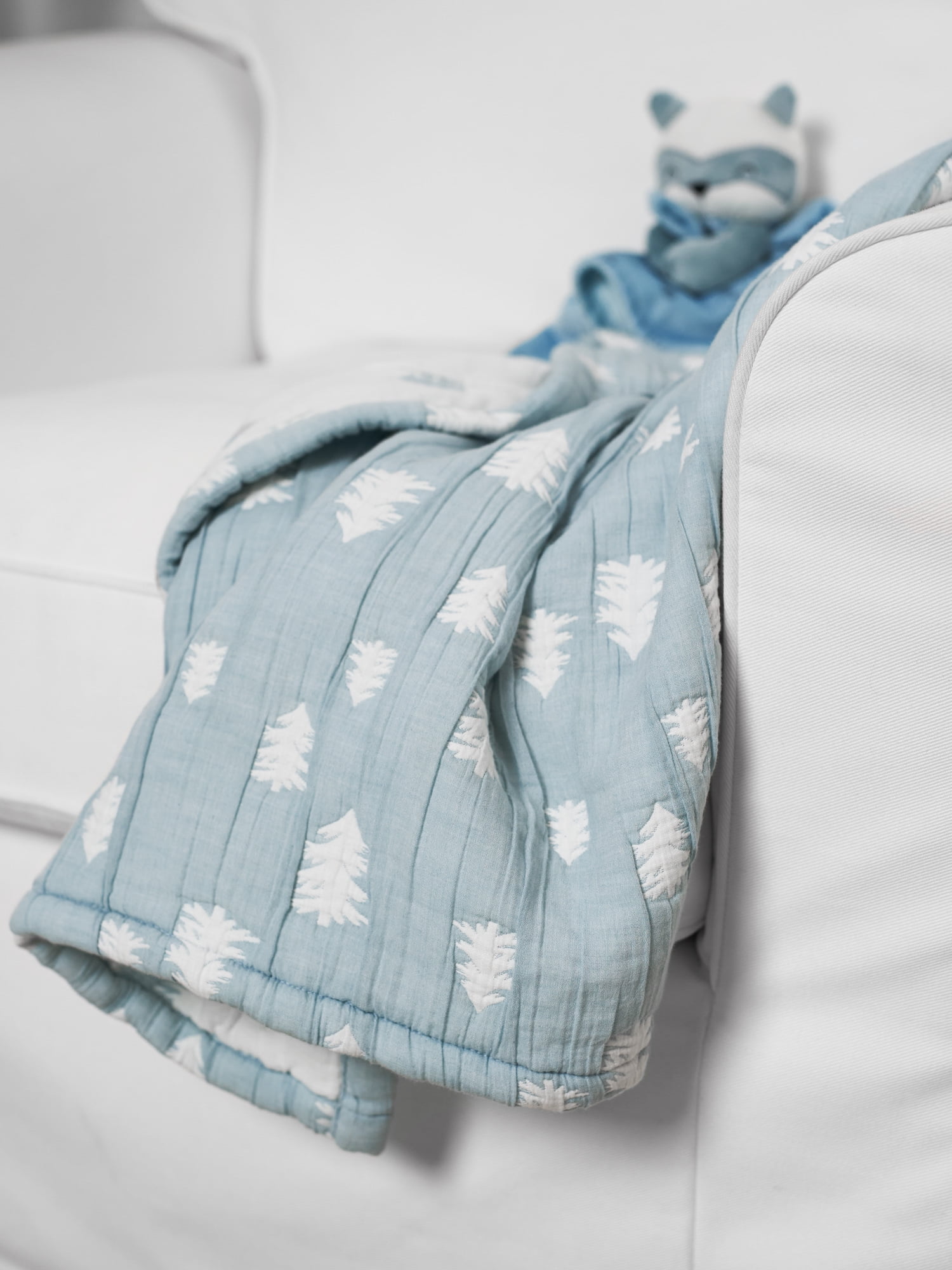 Modern Moments By Gerber Baby Boy Jacquard Gauze Blanket, Blue