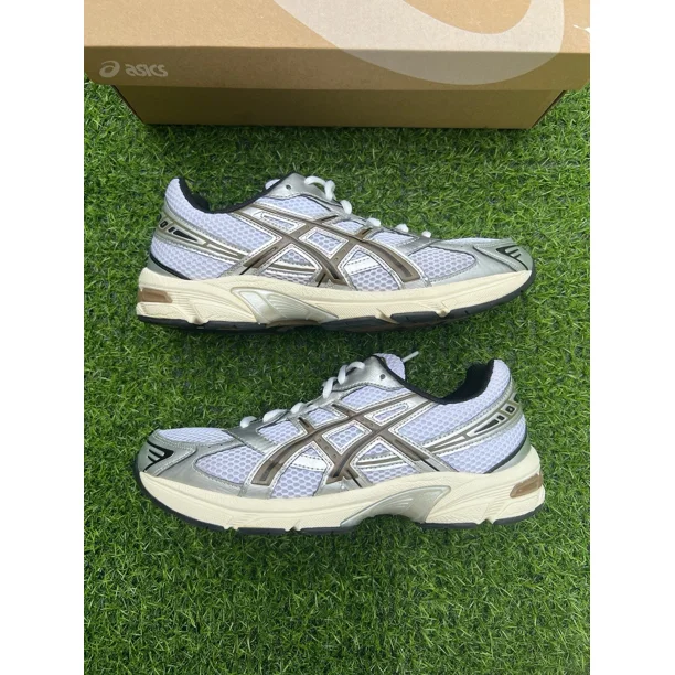 ASICS Gel 1130 White Clay Canyon Size 9.5M **WILL SHIP ASAP
