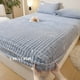 thumbnail image 4 of Sábana ajustable Cama de Invierno Plush Velvet Sombrero de Cama Unidad Padded Cubierta de Colchón Protector de Colchón Acolchado de Velvet Cubierta de Cama de Velvet, 4 of 7