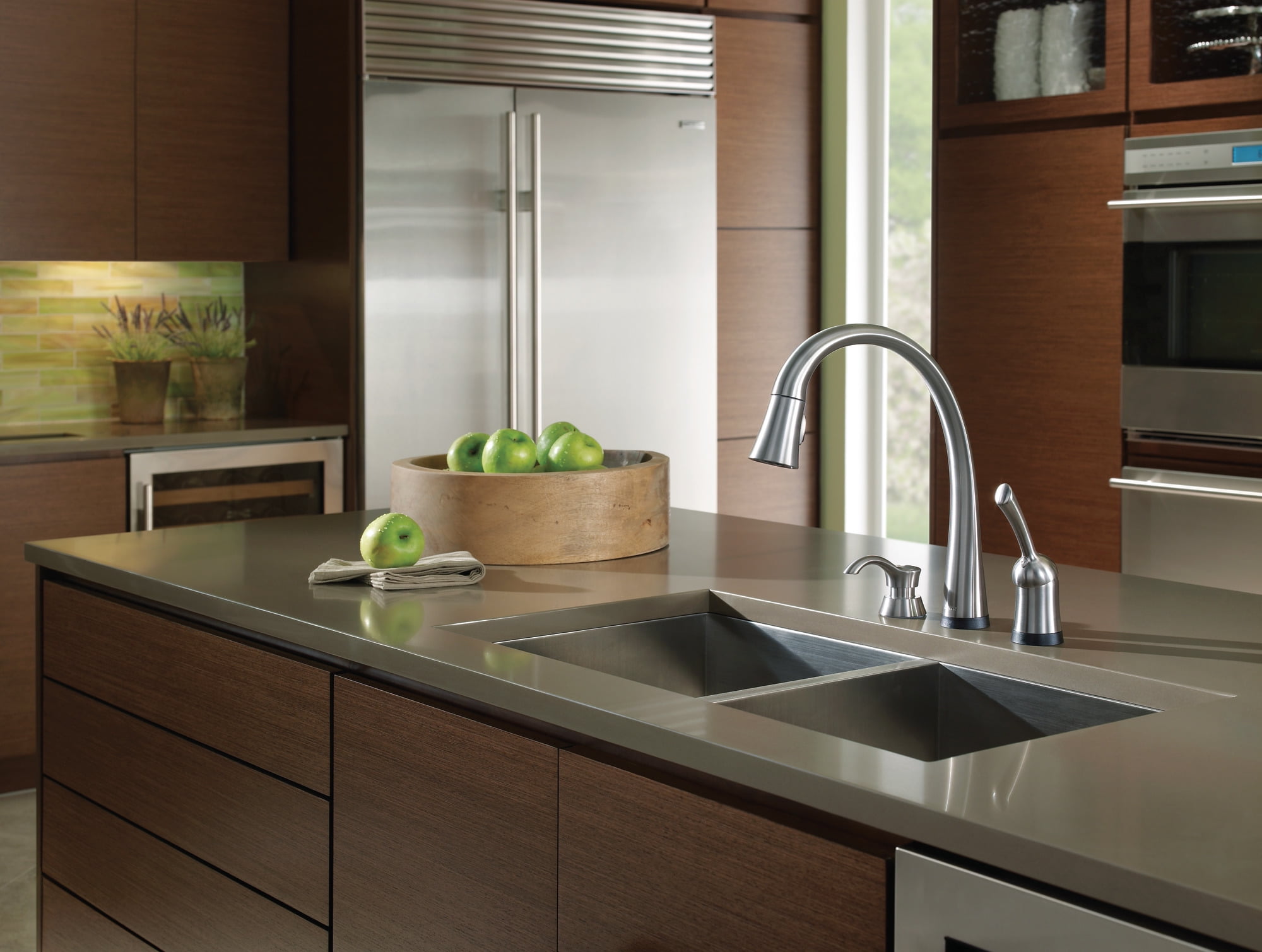 Delta Soap/Lotion Dispenser - RP50781AR - Stainless