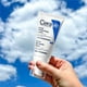 thumbnail image 2 of Loción Hidratante Facial CeraVe Original Crema Hidratante PM Niacinamida Ilumina Suaviza Piel 52ml, 2 of 2