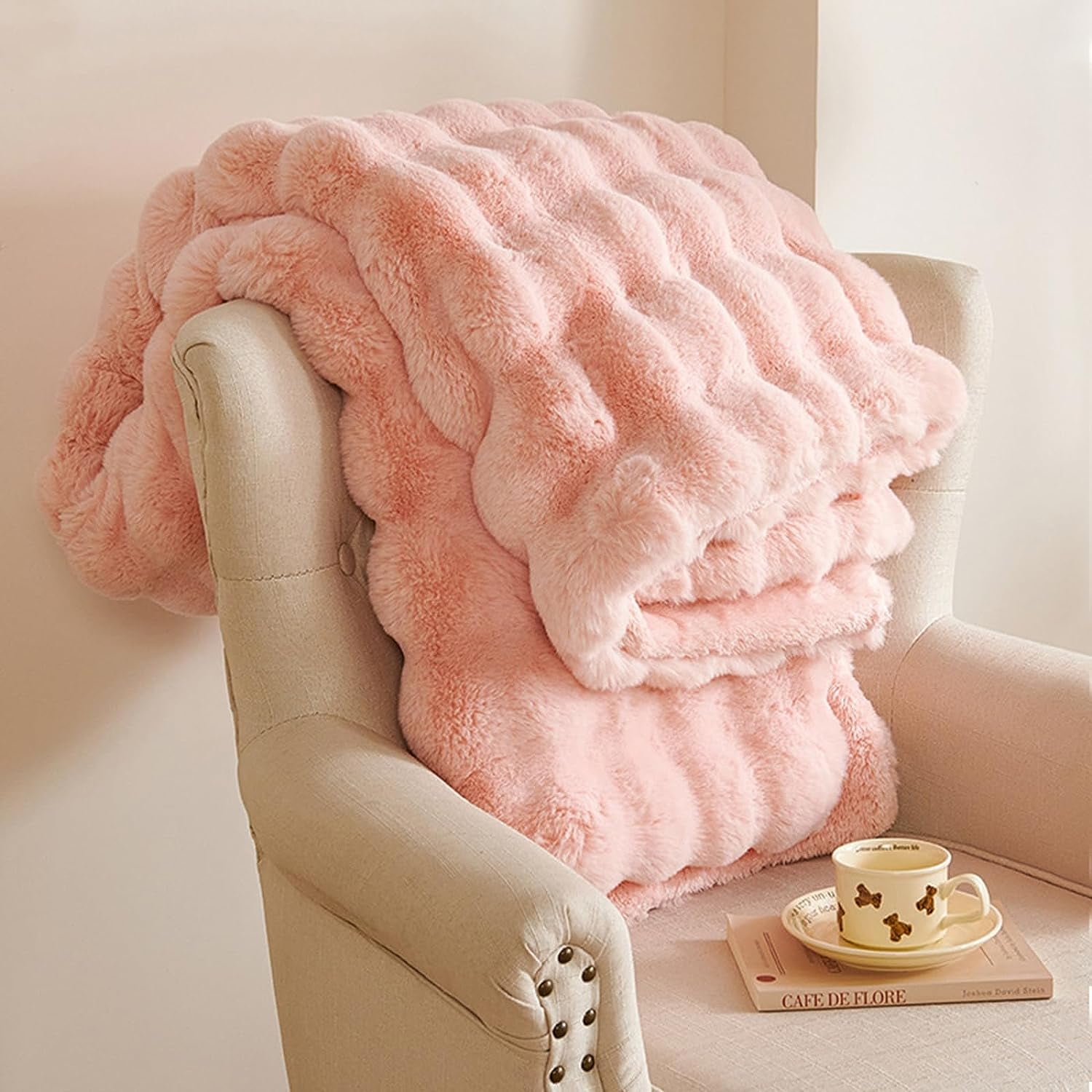 TOPCHANCES Faux Fur Throw Blankets, Soft Luxury Plush Blanket, Warm Fleece Throw Blanket for Bed Sofa Couch (Pink, 51*63in)