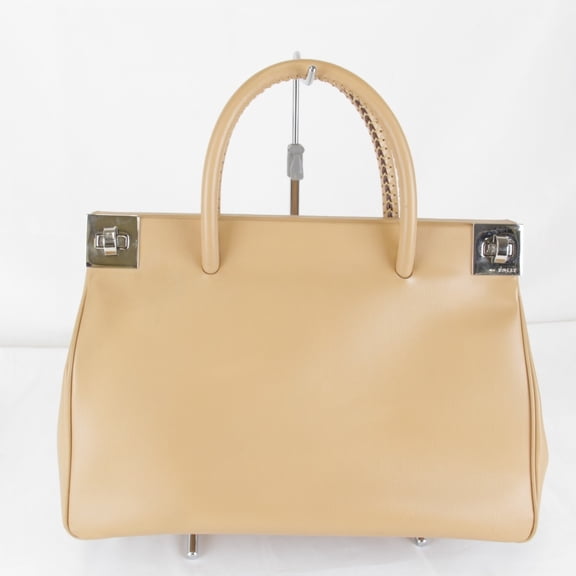 Pre-Owned BALLY handbag, leather, beige, women's.