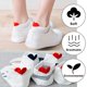 thumbnail image 2 of pares de calcetines tobilleros a rayas con bonito diseño de amor para mujer, 2 of 5