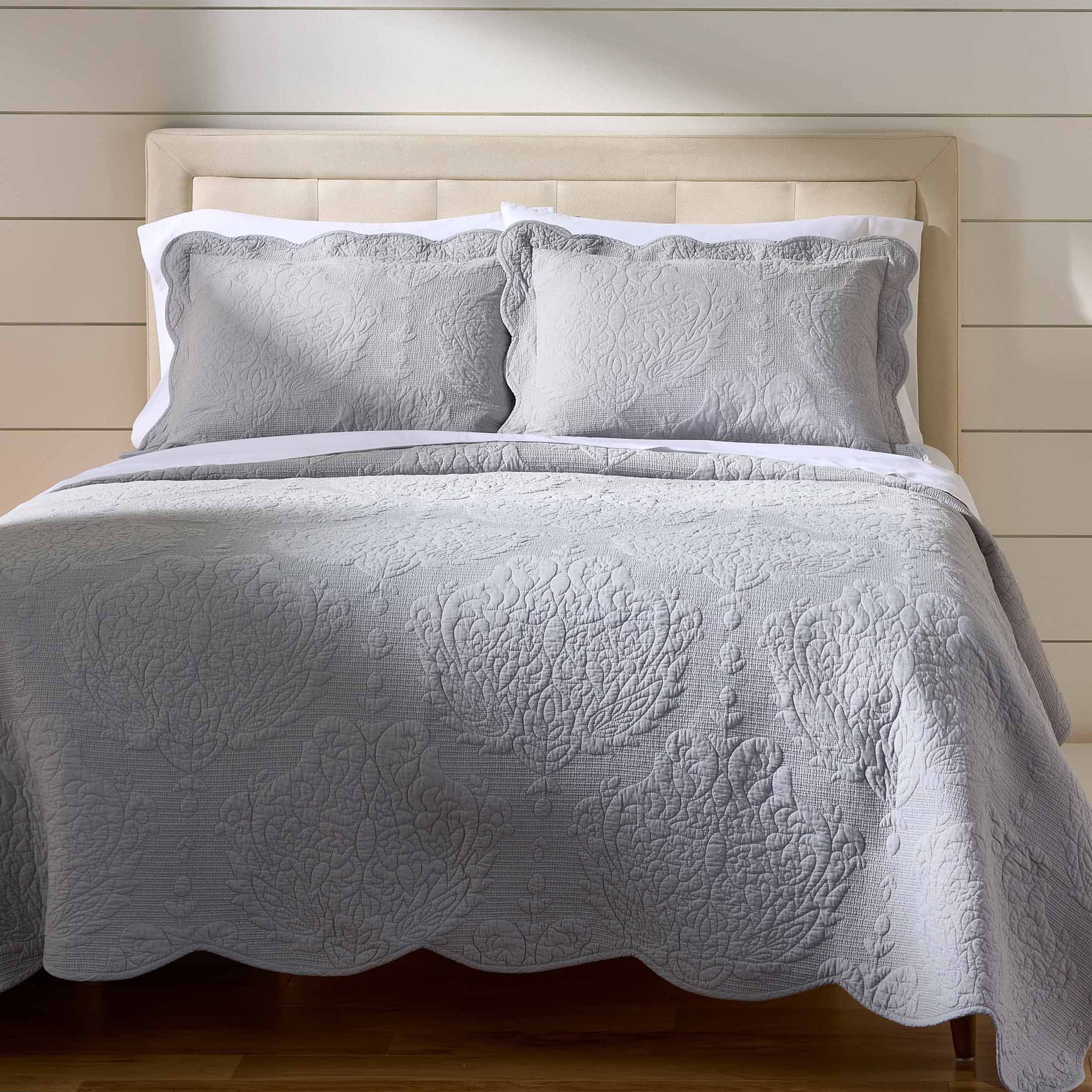 Couette en coton à motif cachemire brodé Better Homes & Gardens avec bordure festonnée (couette assortie vendue séparément)