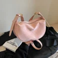 thumbnail image 4 of Bolso de hombro con cremallera de PU de gran venta para mujer 2024 Nuevo bolso cruzado con cremallera de color sólido de alta capacidad para viajes diarios para mujer, 4 of 5