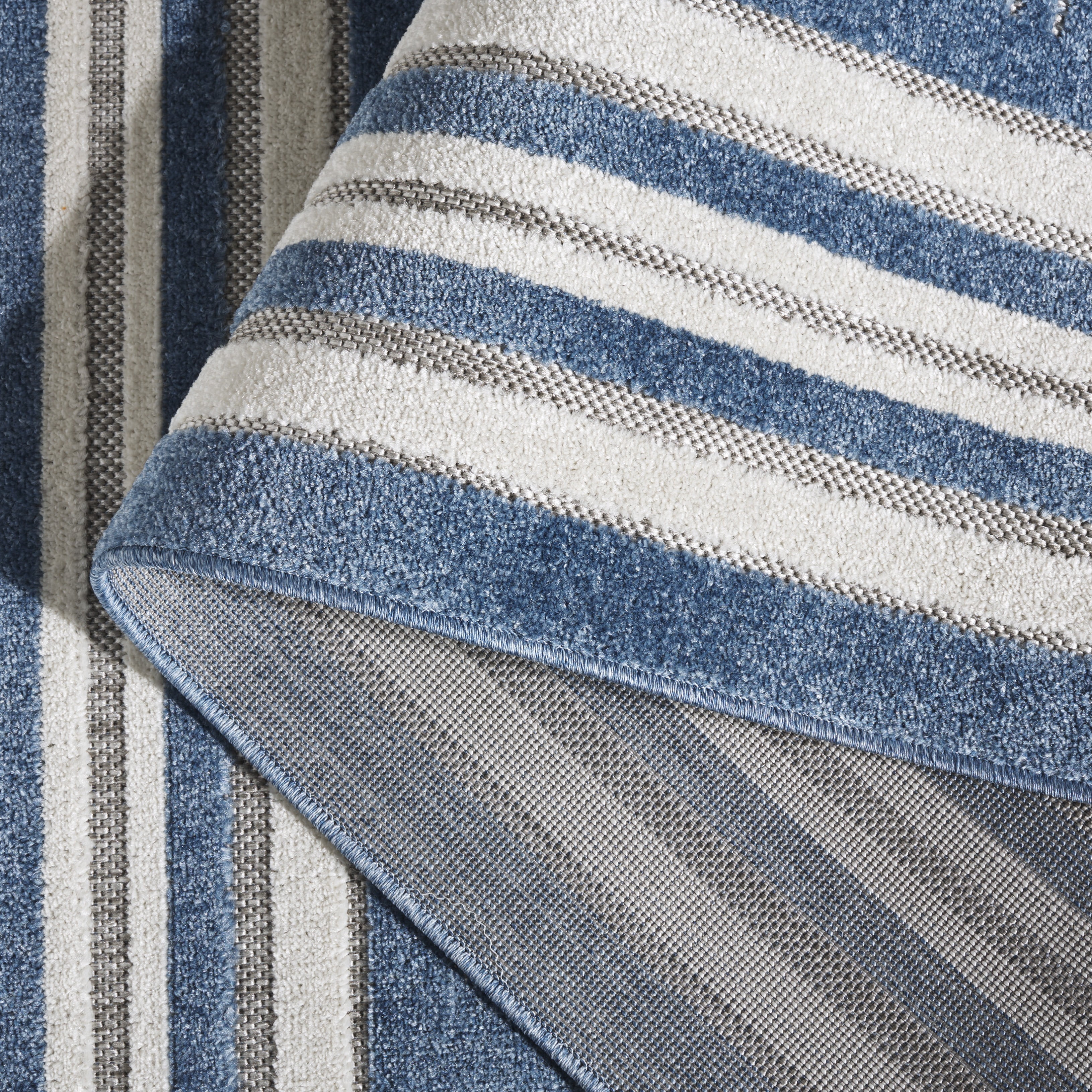 SAFAVIEH Cabana Henry Striped Indoor/Outdoor Area Rug, Light Blue/Ivory, 4'5" x 6'5"