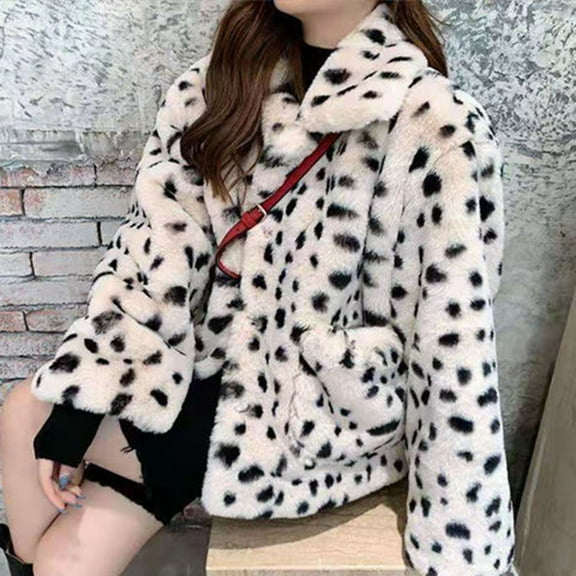 Casual Oversized Faux Fur Winter Coat Women Y2K Light Weight Long Sleeve Coat Lapel with Pockets Lounge Leopard Print Fleece Button Down Coat