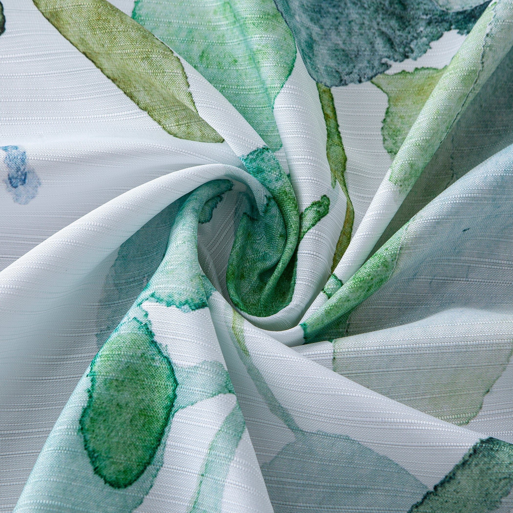Dainty Home Multicolor Waterfall Floral Fabric Shower Curtain – 3D Textured Design, Water-Repellent, Machine-Washable Bathroom Curtain, 70" x 72"