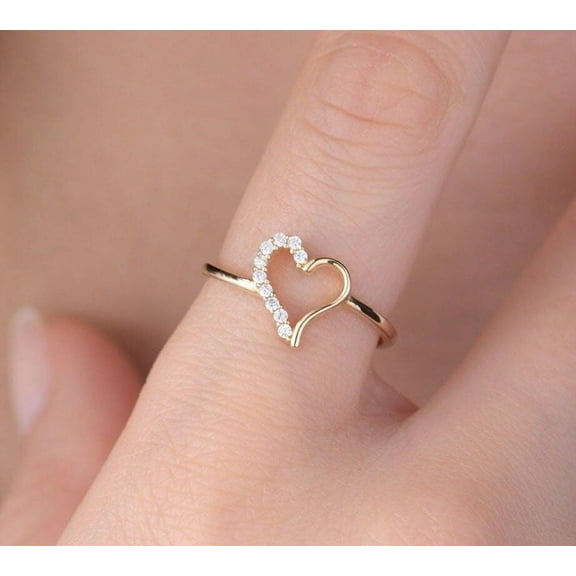 Beautiful 0.50Ct Round Cut Simulated Diamond Heart Shape Valentine Ring 14K Yellow Gold Plated Silver