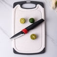 thumbnail image 3 of Tablas de cortar de diseño reversible para una cocina versátil, juego de tablas de cortar de gran tamaño con asas antideslizantes, plástico de alta densidad sin BPA, apto para lavavajillas, apto para, 3 of 6