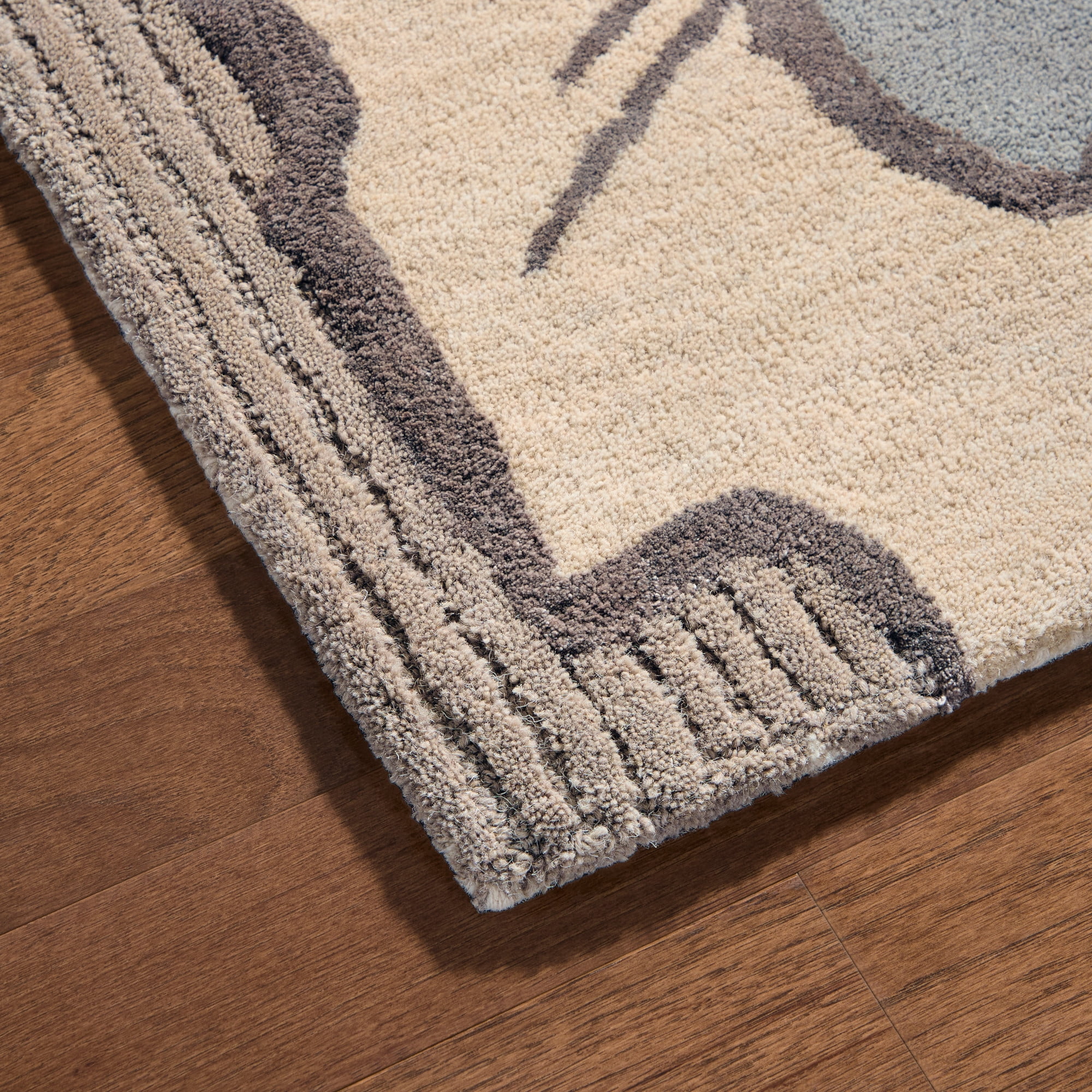 NICOLE MILLER NEW YORK Flora Grandeur Bloom Handcrafted Area Rug, Natural Wool Rug, Bold Floral Rug, Taupe, 9'x12'
