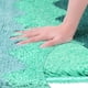 thumbnail image 3 of Alfombra de baño REGALWOVEN Waves Stripe, tapete de baño extra suave y absorbente, alfombra antideslizante para baño, bañera, ducha verde 20" x 32", 3 of 6
