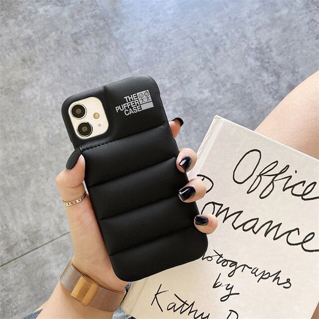 Funda de teléfono con chaqueta de plumón de marca de moda para iPhone 14 13 12 11 Pro Max X XS XR 7 8 Plus SE 2020 The Puffer Case, funda de silicona suave Tan Jianjun unisex