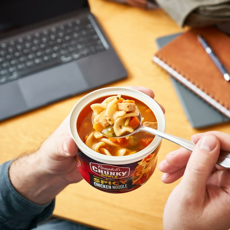Chunky Spicy Chicken Noodle Soup 15.25 oz Microwavable Bowl with