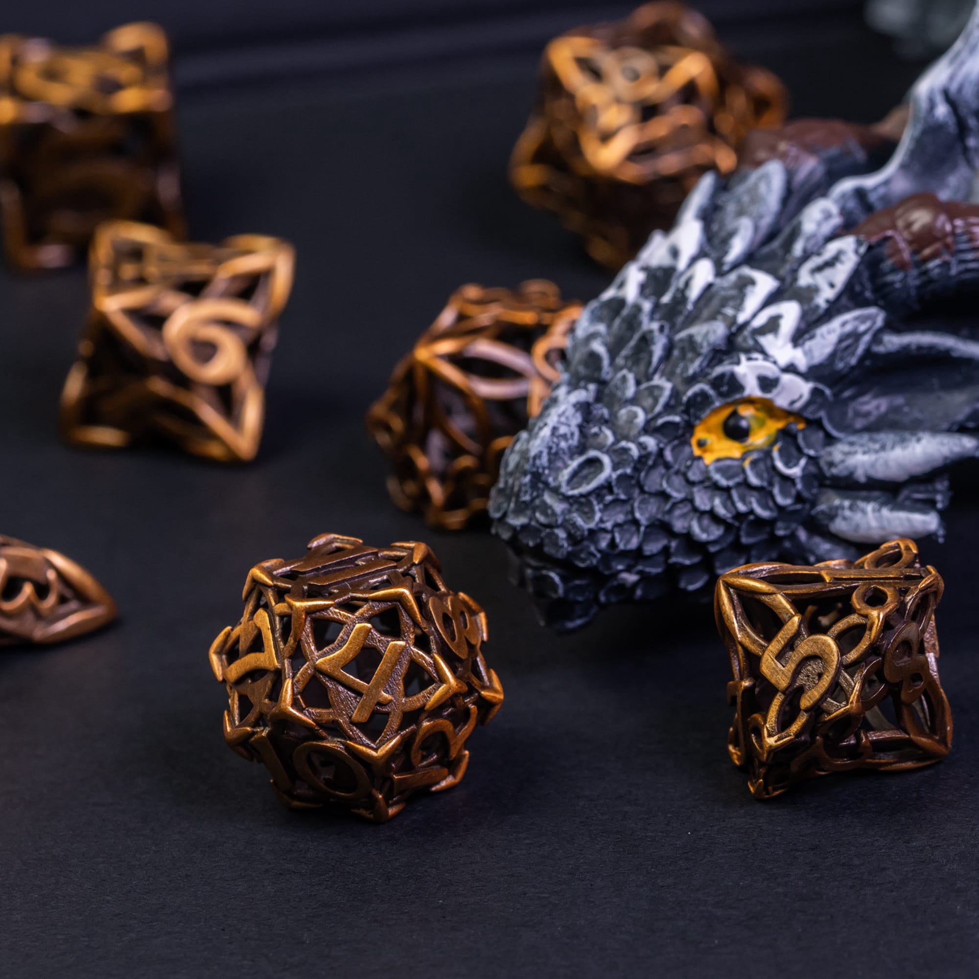 Cusdie Hollow Metal Dice, Celtic Knot D&D Dice, 7 Pcs Metal Dice Set, Polyhedral Dice Set, for Role Playing Game MTG Pathfinder