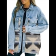 thumbnail image 3 of Chaqueta Vaquera de Larga con Solapa Holgada y Parches para Mujer, Estilo Retro con Borde Sin Rematar, de Medio. Azul S, 3 of 7