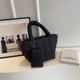 thumbnail image 4 of Bolso de mano acolchado para mujer de CHAXIN, ligero y acolchado, de gran capacidad, con un pequeño bolso colgante., 4 of 8