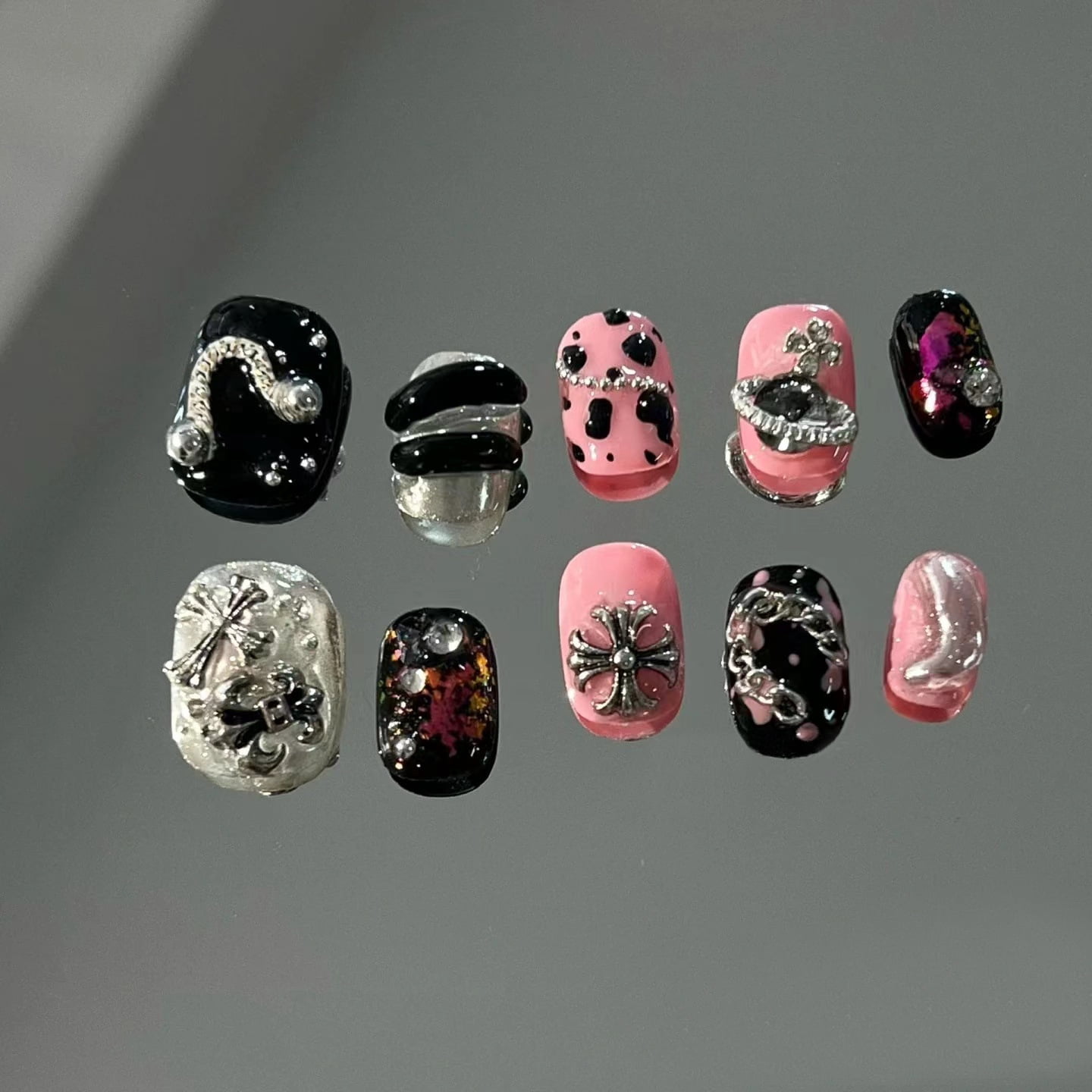 Wearing Nail Clover Heart Silver Detachable Nail Art Patch Magic Mirror Powder Short Color Diamond Phototherapy Nail Finished Product Sweet and Cool Wind