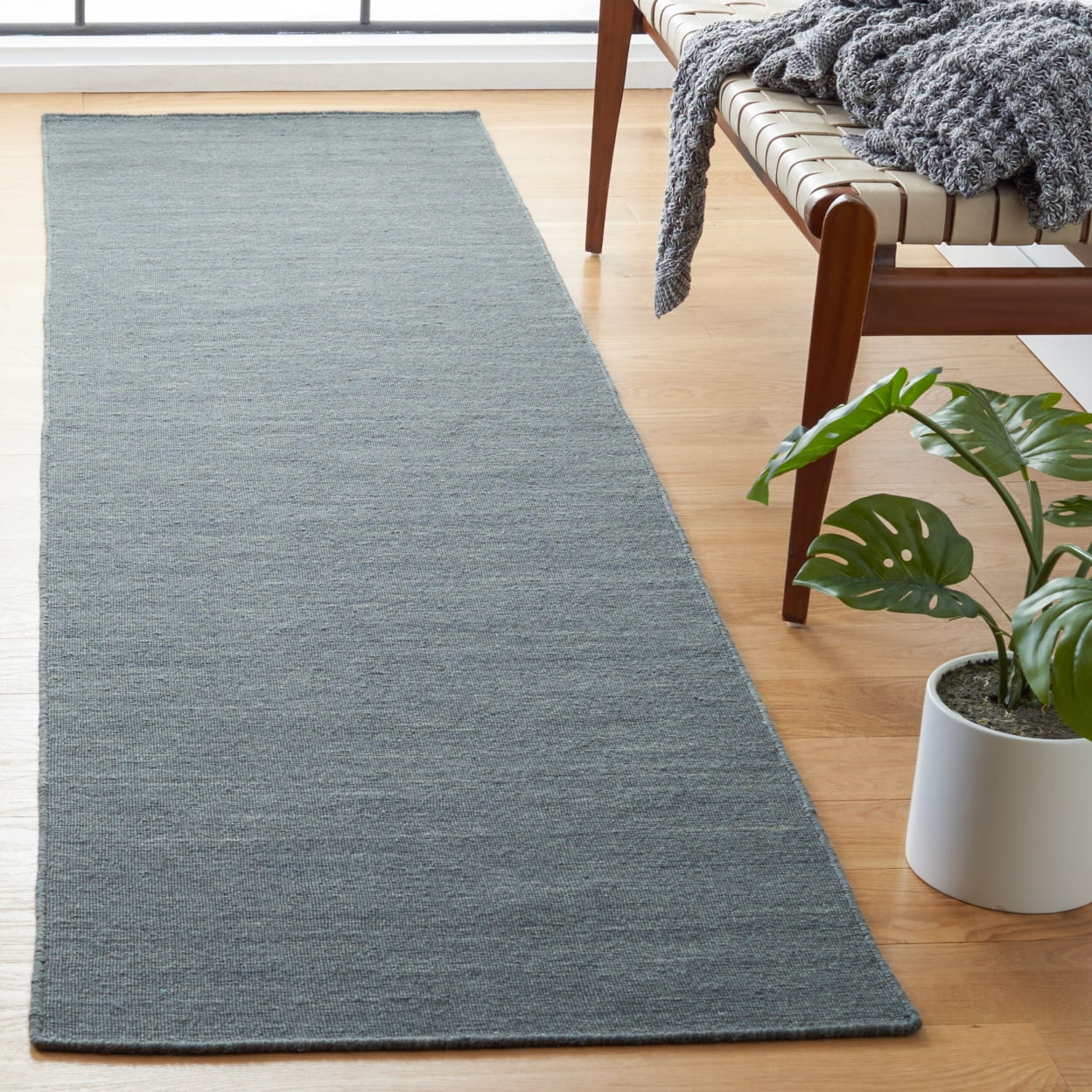 SAFAVIEH Kilim Patrick Solid Area Rug, Grey/Silver, 4' x 6'