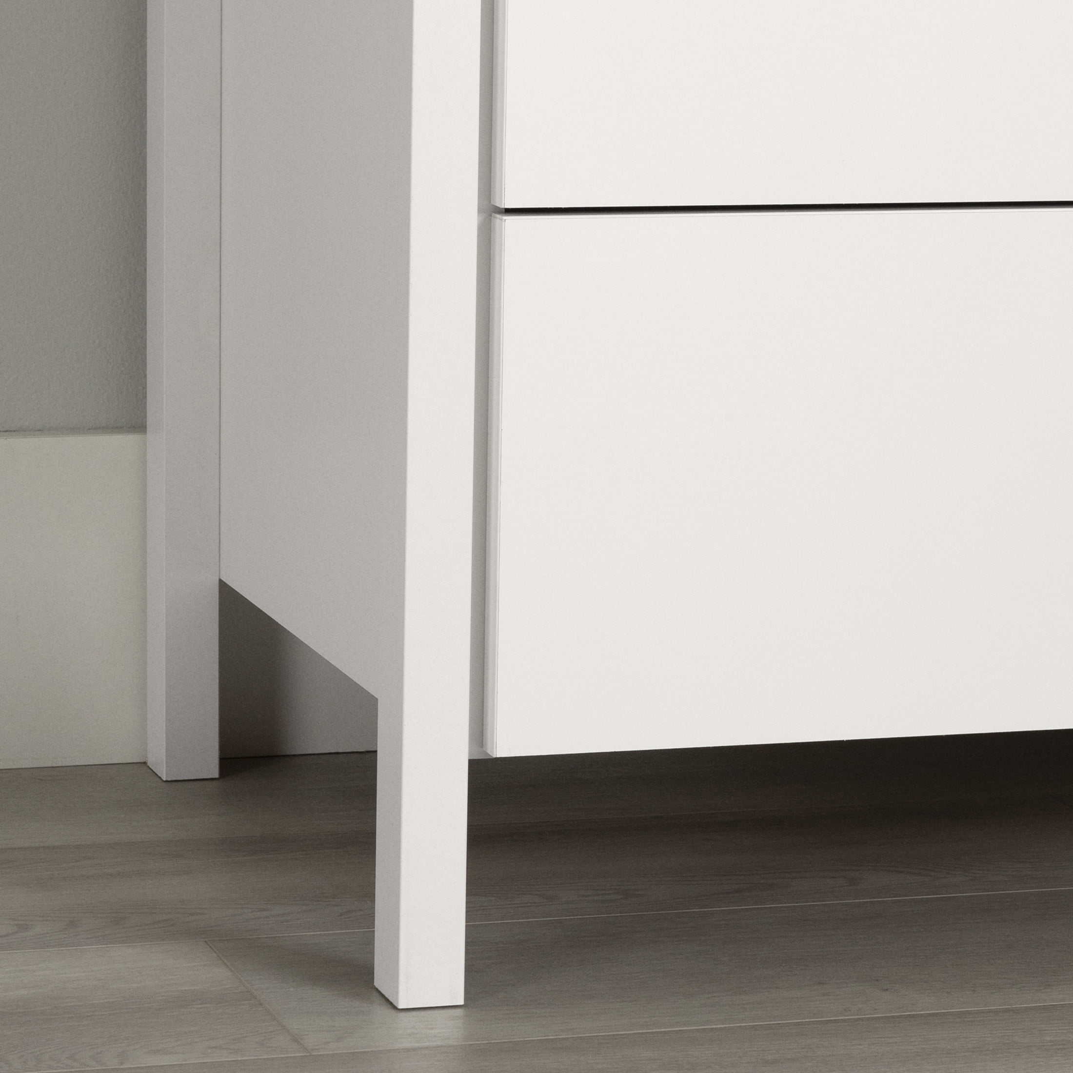 South Shore Gravity, Contemporary Dresser,  White