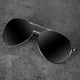 thumbnail image 2 of Gafas de sol mxnx Aviator MX208 con marco plateado y lente negra, 2 of 7