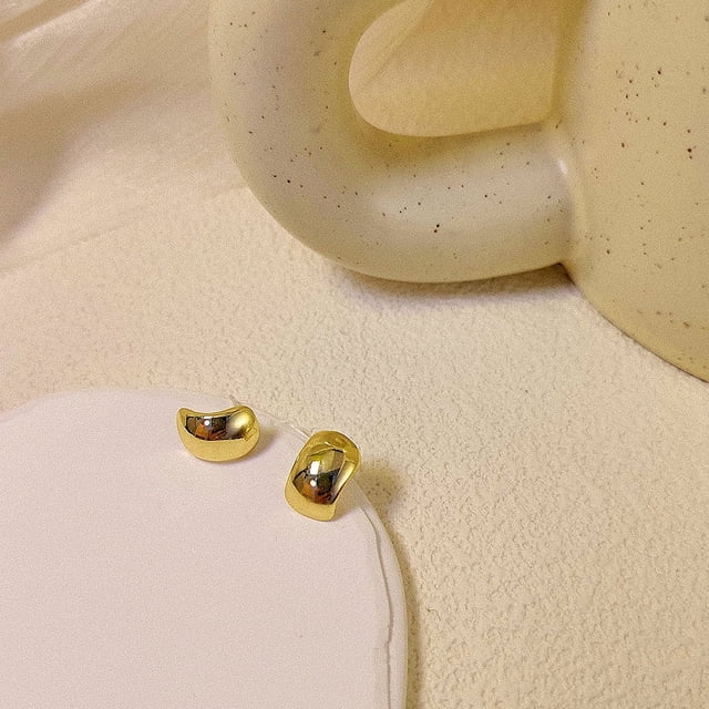 Pendientes de gota de agua dorada, nicho, pendientes de diseño avanzado europeo y americano, pendientes de temperamento únicos