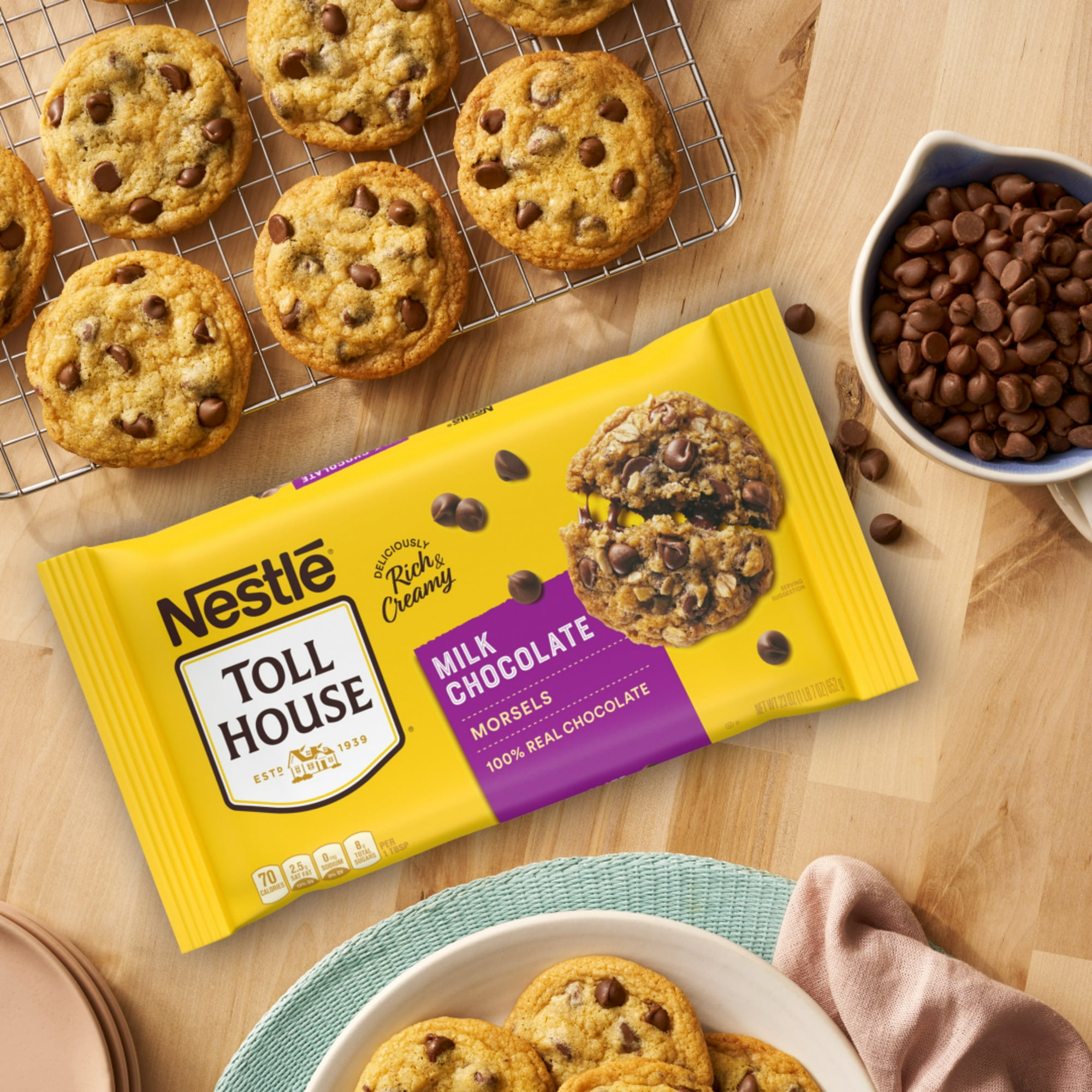 Nestle Toll House Milk Chocolate Regular Baking Chips, 23 oz Bag