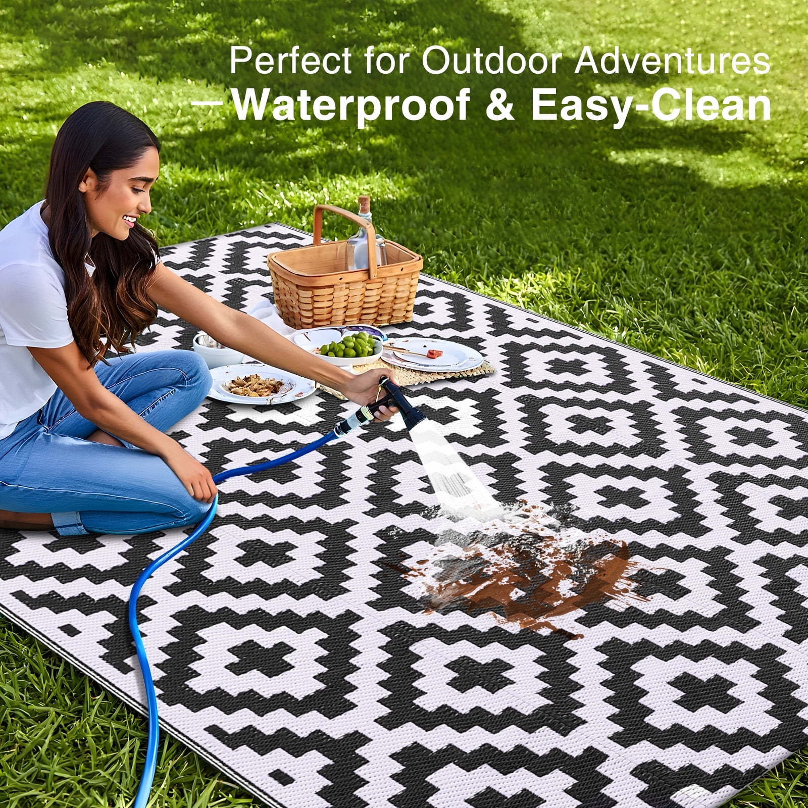 Smiry Outdoor Rug 9x12, Waterproof Reversible Plastic Outdoor Mat, Indoor Outdoor Rugs for Patio, RV, Deck, Porch, Black & White