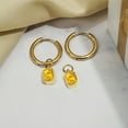 thumbnail image 2 of JeenMata Aros de 2 Quilates con Bisel y Piedra Natal de Noviembre, Talla Esmeralda, Citrino, Chapados en Oro Amarillo, 2 of 8