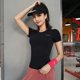 thumbnail image 1 of Ropa de fitness Ropa de yoga de manga corta transpirable que absorbe el sudor Top de mujer Ropa para correr de alta elasticidad Ropa de secado rápido Camiseta deportiva ajustada, 1 of 6