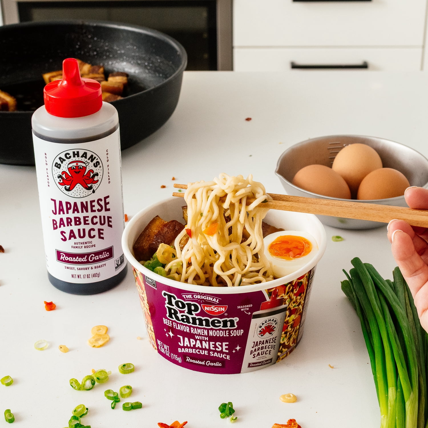 (6 pack) Nissin Top Ramen Bachan's Beef Ramen Bowl with Bachan's Roasted Garlic Japanese Barbeque Sauce
