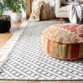 thumbnail image 5 of SAFAVIEH Natura Bradach Geometric Area Rug, Ivory/Black, 2'3" x 4', 5 of 10