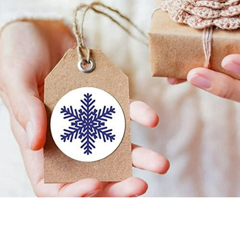 Christmas Snowflake Stickers Roll 500 PCS - Winter Wonderland/Xmas/Holiday  Party Favors Supplies Decorations - Cards Envelope Seals Decals 