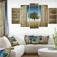 thumbnail image 1 of Design Art - Fenêtre Ouverte à l'Arbre Solitaire, 1 of 1