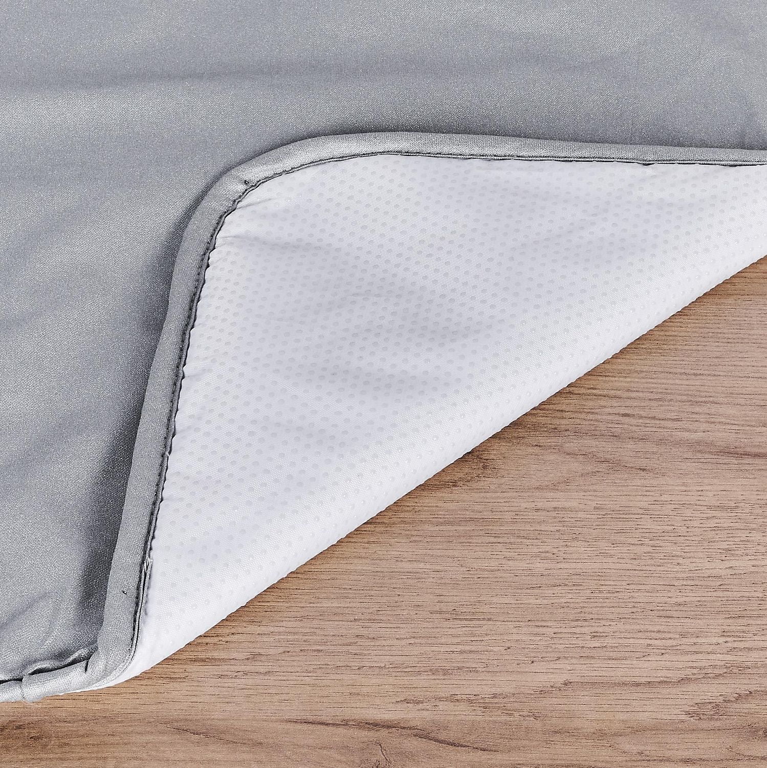 Mainstays Tapis pour repassage et défroissage à la vapeur 1 PC