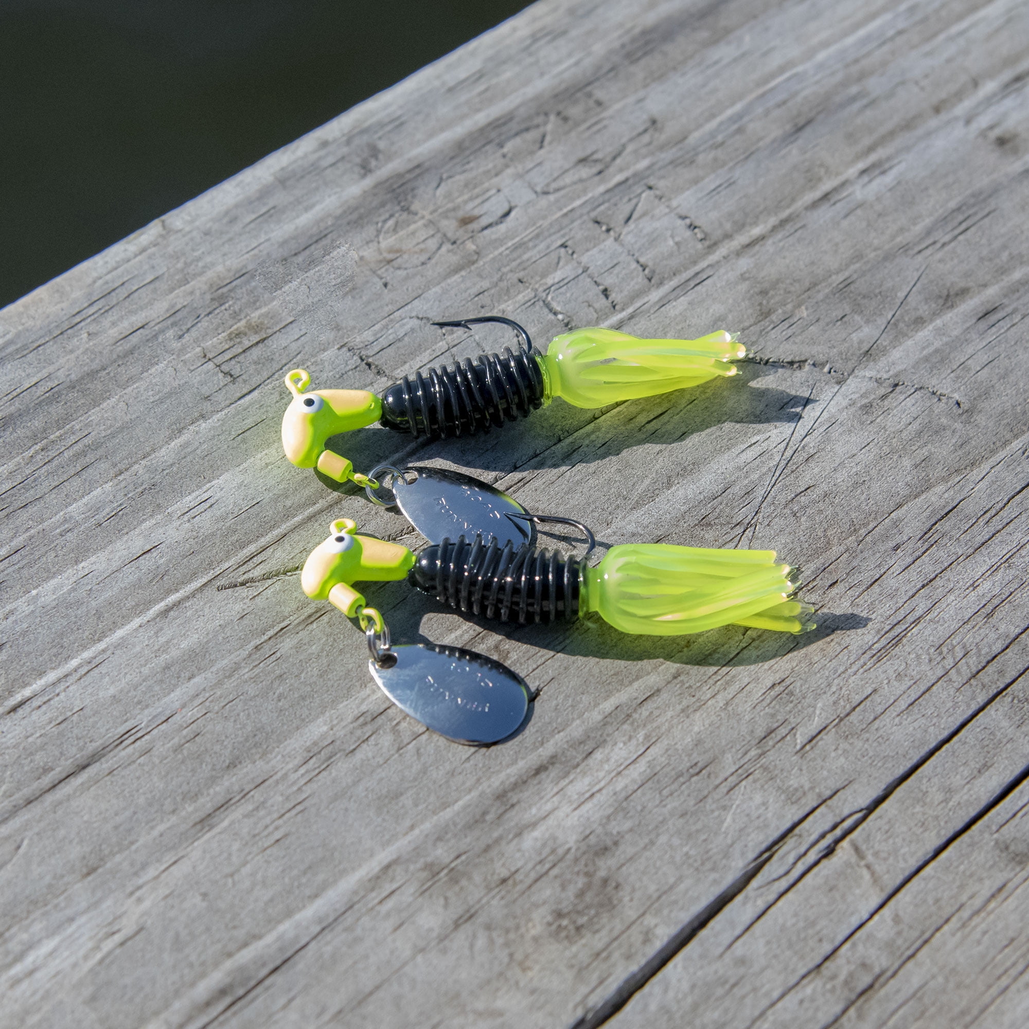 (2 pack) Road Runner Crappie Tamer, Chartreuse/Black Sparkle, Underspin Fishing Jig