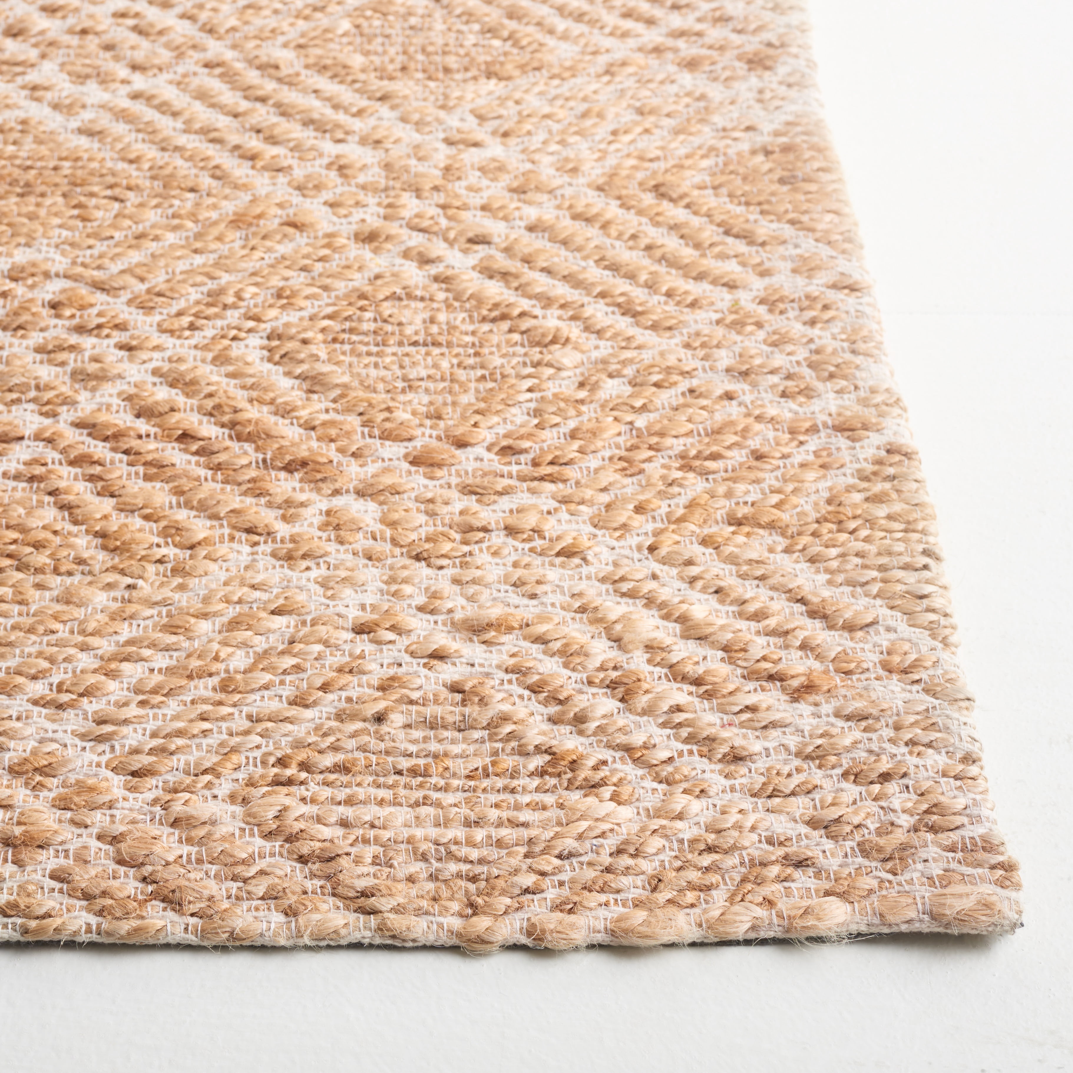 SAFAVIEH Natural Fiber Marielle Geometric Area Rug, Natural/Ivory, 5' x 8'