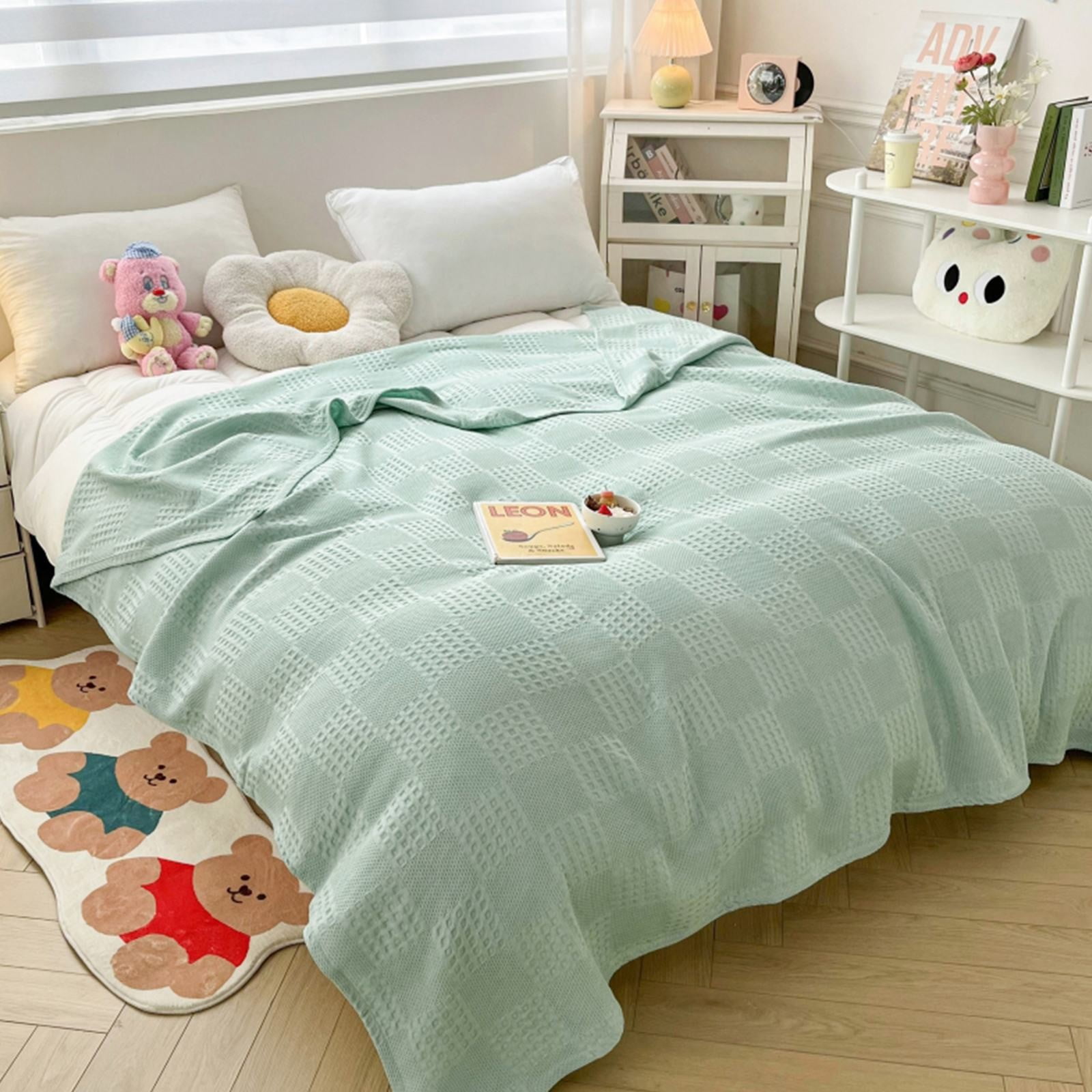 Soft Blankets for Beds, Plush Soft Fleece Throw Blanket Blankets for Bed, Fuzzy Cozy Flannel Blanket Throw for Sofa, Soft Warm Light Weight for Travelling In Spring Summer,70.87 X 78.74 Inch